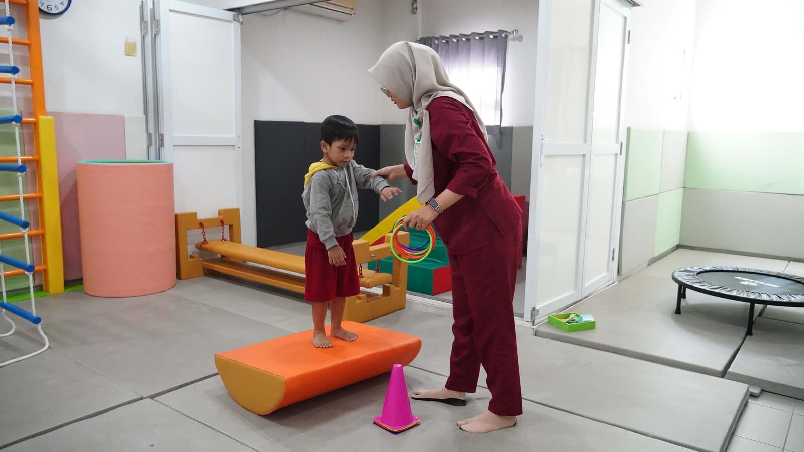 Poli anak